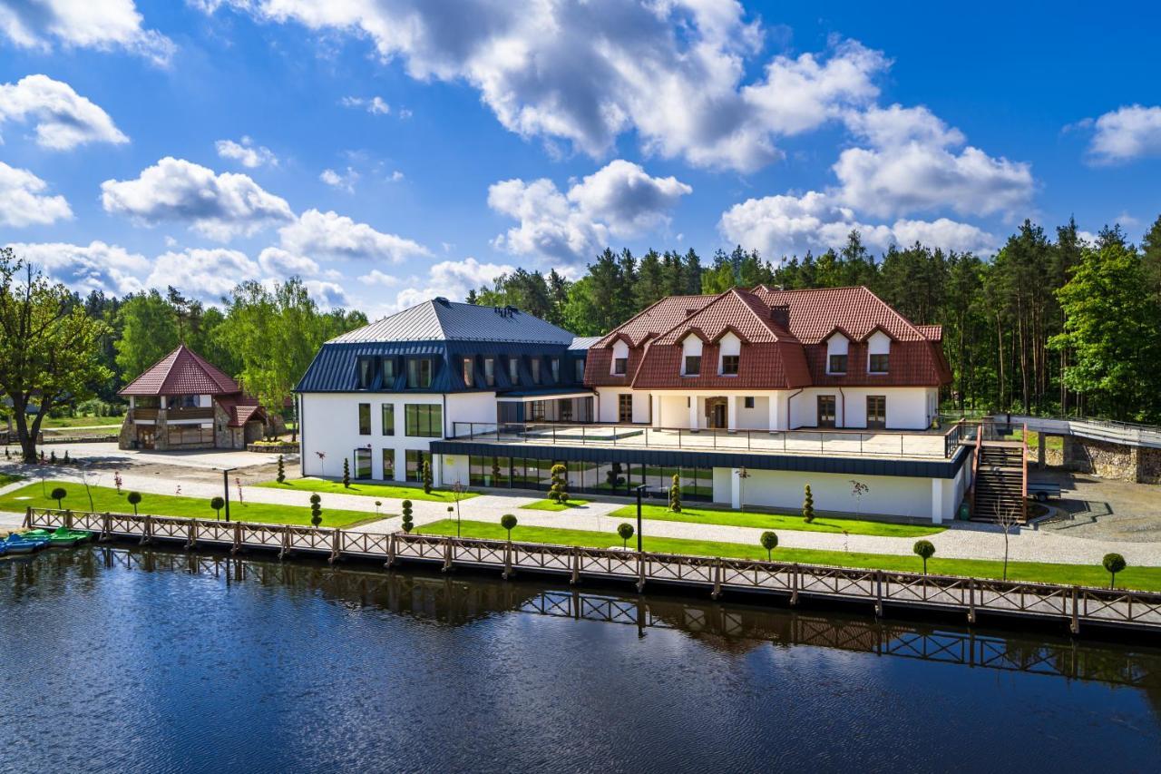 Debowy Dwor Hotel Ruda Rozaniecka Kültér fotó