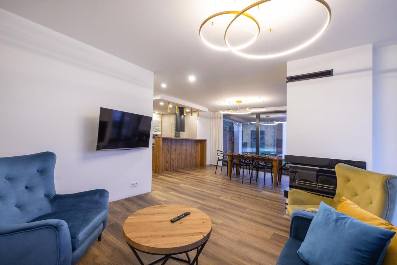 Debowy Dwor Hotel Ruda Rozaniecka Kültér fotó