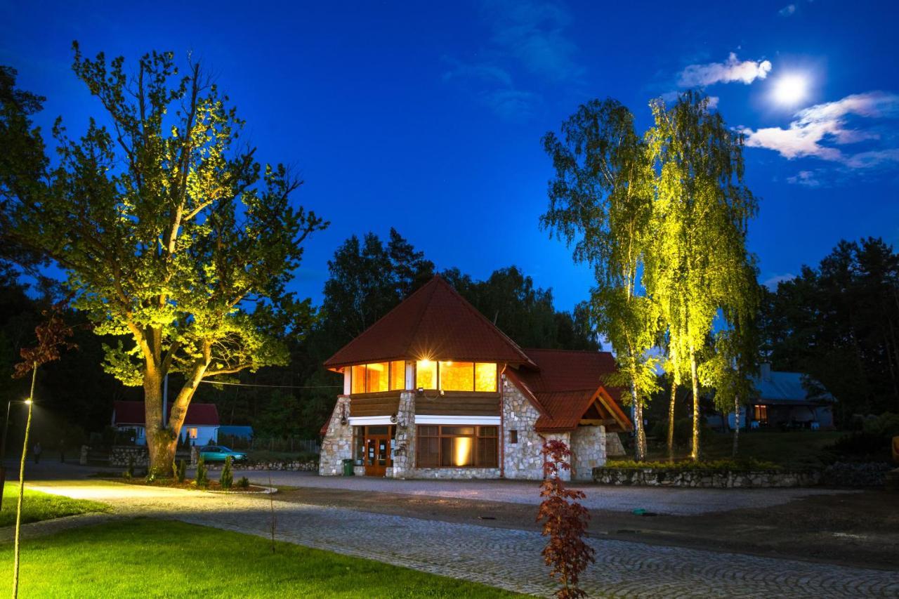 Debowy Dwor Hotel Ruda Rozaniecka Kültér fotó