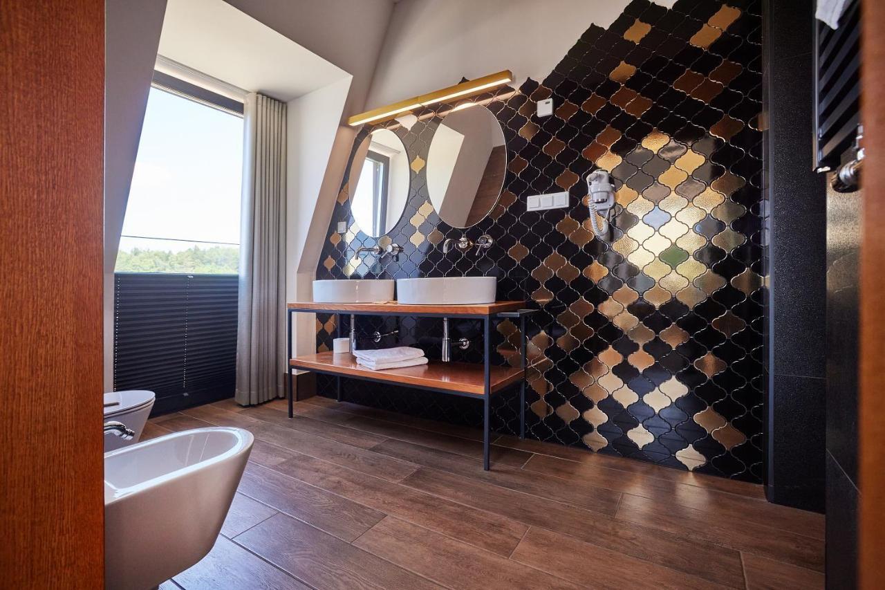 Debowy Dwor Hotel Ruda Rozaniecka Kültér fotó