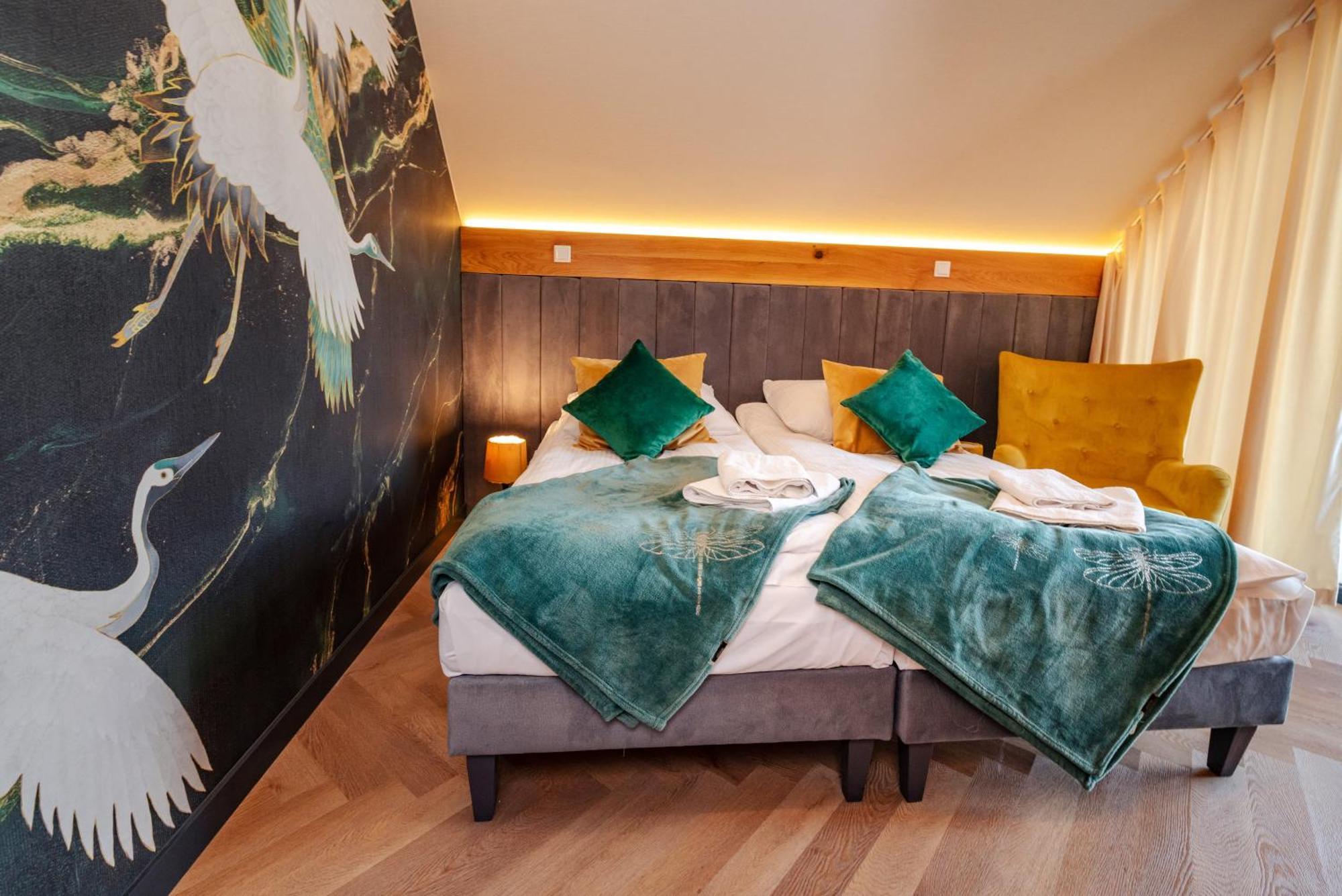 Debowy Dwor Hotel Ruda Rozaniecka Kültér fotó